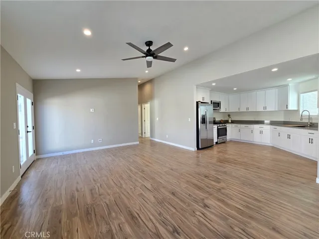 12036 Roscoe Boulevard, North Hollywood, California 91605