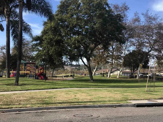 102 Warner, Oceanside, California 92058