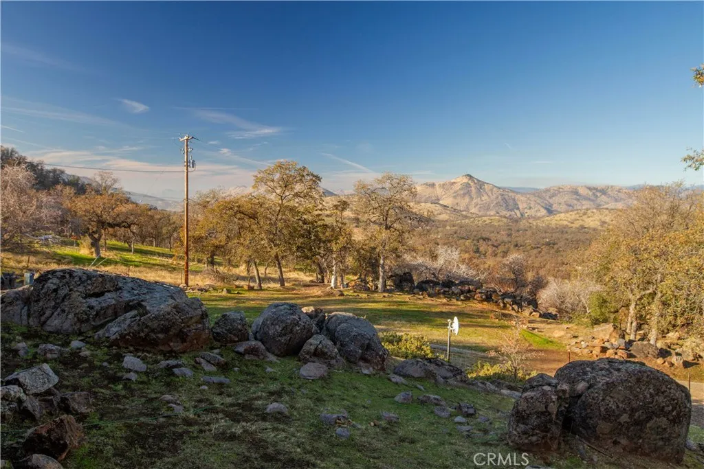 37678 Cardinal Lane, Squaw Valley, California 93675 home-pic-56