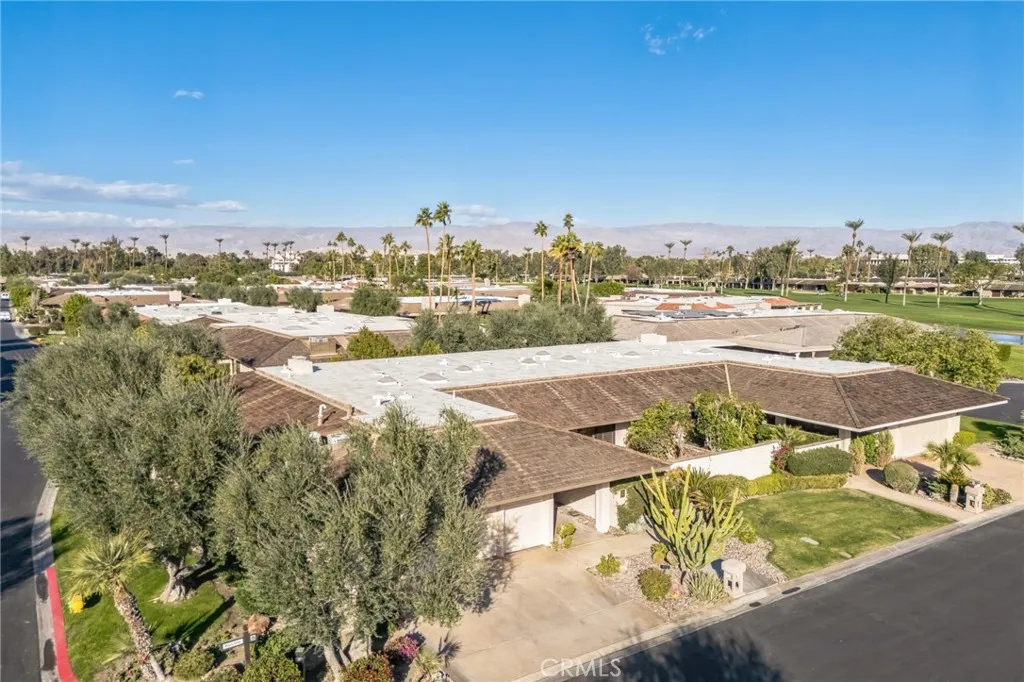 1 Radcliff Court, Rancho Mirage, California 92270 home-pic-4