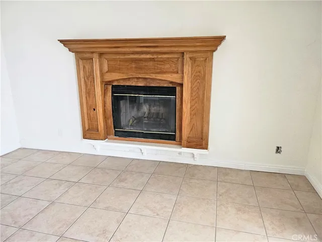 27600 Silver Lakes Parkway, Helendale, California 92342