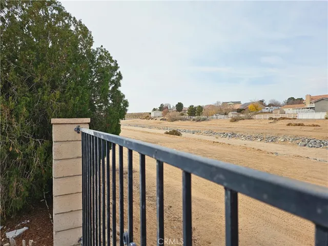 27600 Silver Lakes Parkway, Helendale, California 92342