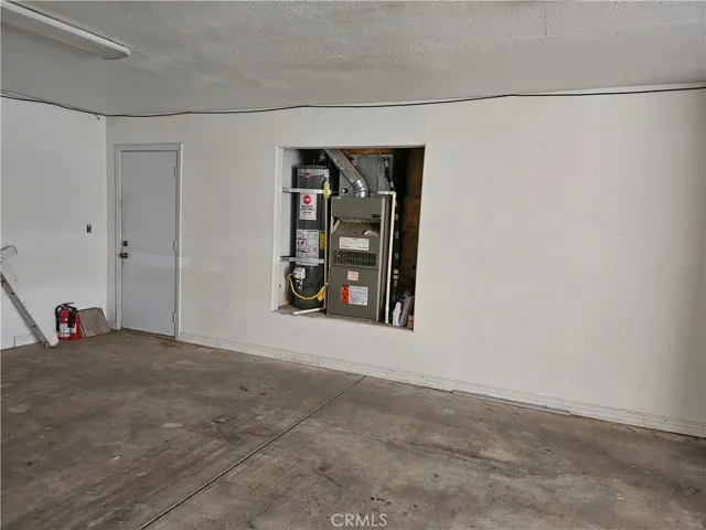 27600 Silver Lakes Parkway, Helendale, California 92342