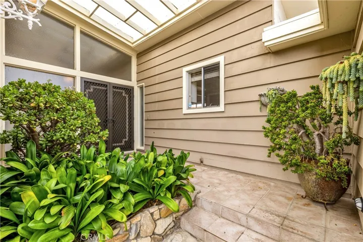 2909 La Ventana, San Clemente, California 92672