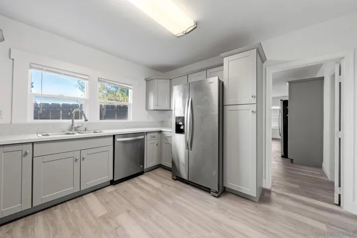 3041 F St, San Diego, California 92102