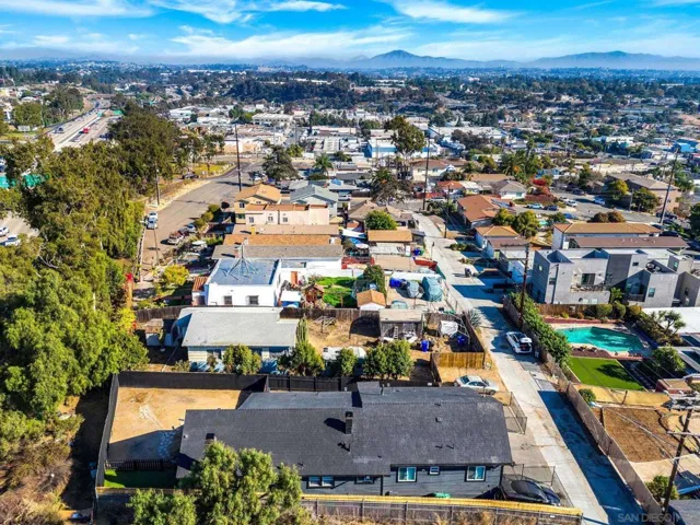 3041 F St, San Diego, California 92102