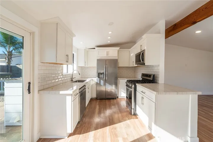 641 Cove Street, Costa Mesa, California 92627