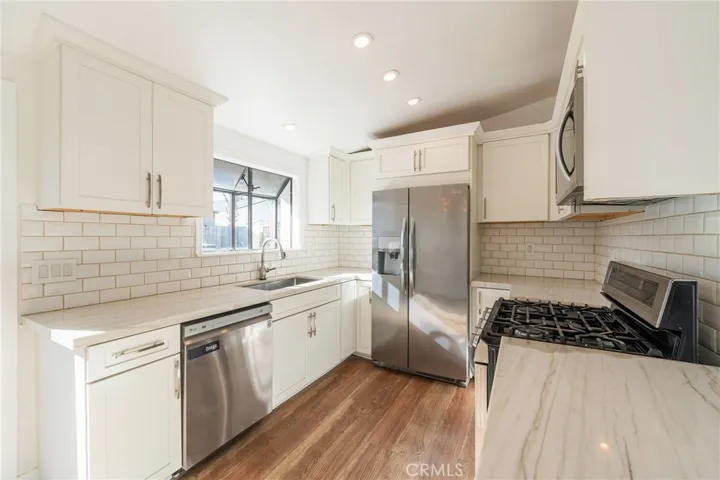 641 Cove Street, Costa Mesa, California 92627