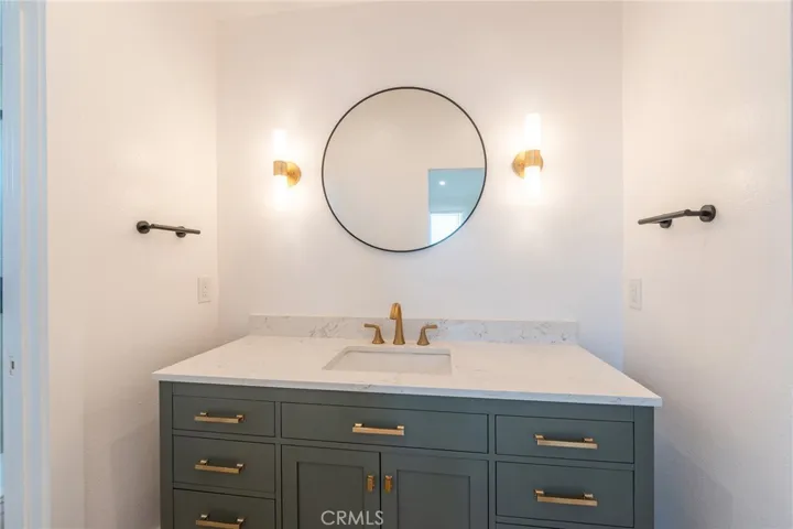 641 Cove Street, Costa Mesa, California 92627
