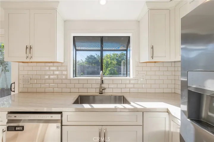 641 Cove Street, Costa Mesa, California 92627