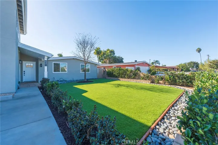 641 Cove Street, Costa Mesa, California 92627