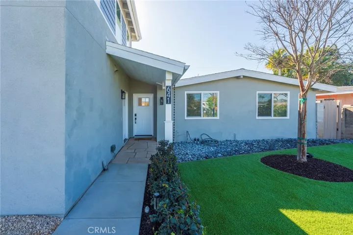 641 Cove Street, Costa Mesa, California 92627