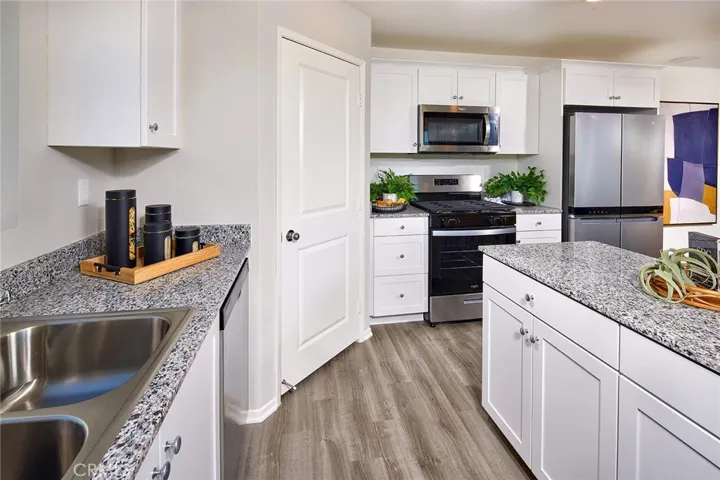 30556 Charger Way, Winchester, California 92596