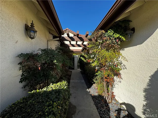 27387 Paseo Laguna, San Juan Capistrano, California 92675