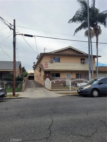 4124 Clara Street, Cudahy, California 90201