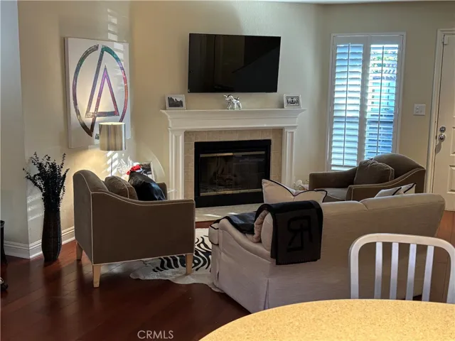279 E Glenarm Street 4, Pasadena, California 91106
