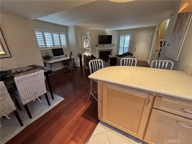 279 E Glenarm Street 4, Pasadena, California 91106