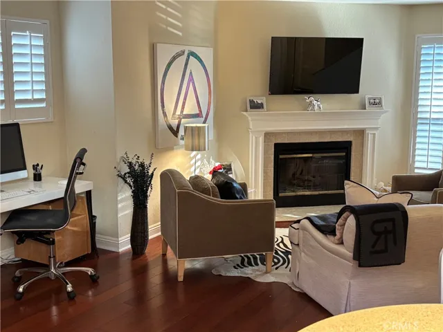 279 E Glenarm Street 4, Pasadena, California 91106