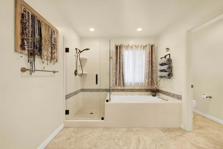 3088 Casmeg Way, El Cajon, California 92019