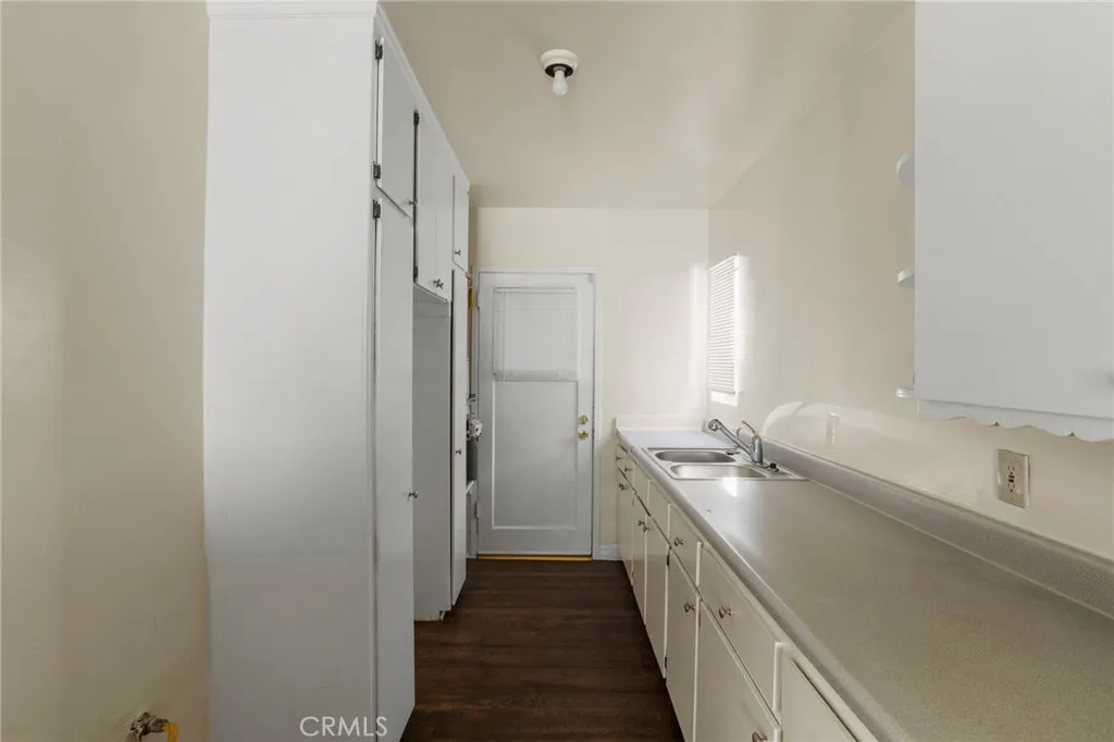 4140 Edenhurst Avenue, Los Angeles, California 90039 home-pic-11