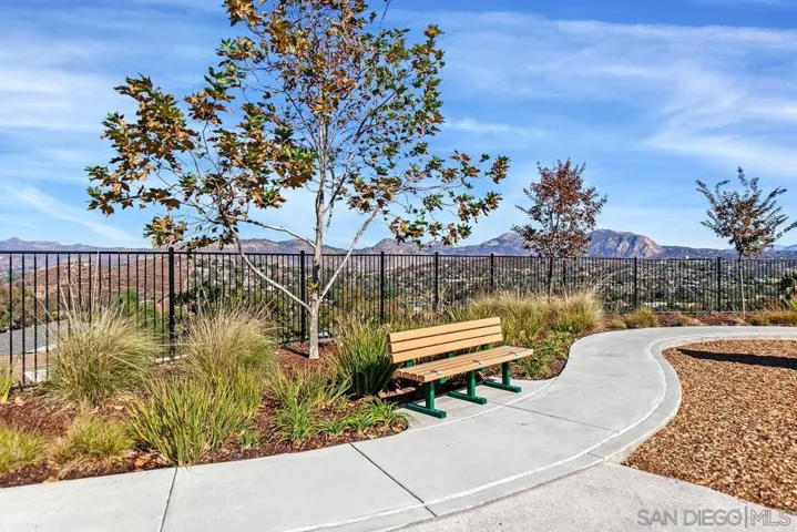 13220 Cuyamaca Vista Dr, Lakeside, California 92040