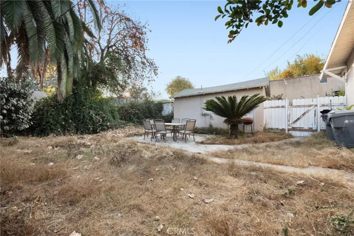 3688 Walnut Avenue, Lynwood, California 90262