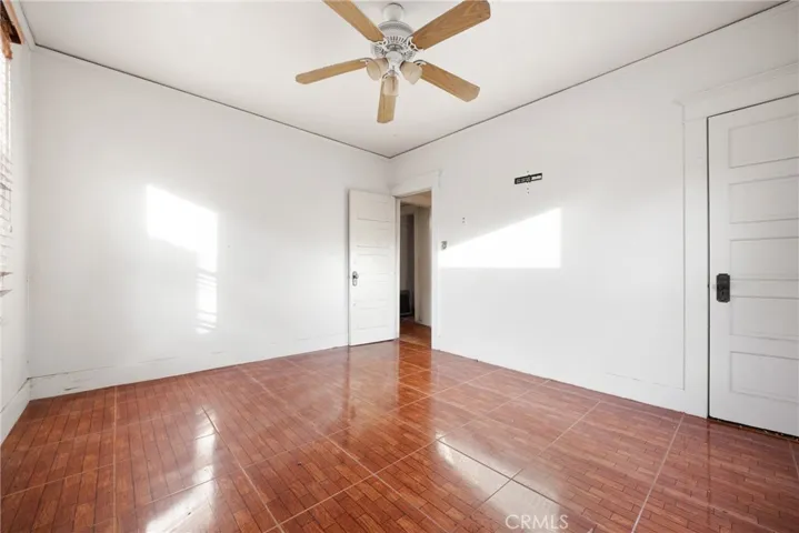 3688 Walnut Avenue, Lynwood, California 90262