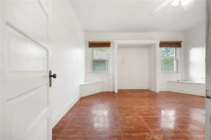 3688 Walnut Avenue, Lynwood, California 90262