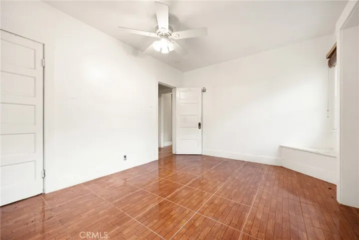 3688 Walnut Avenue, Lynwood, California 90262