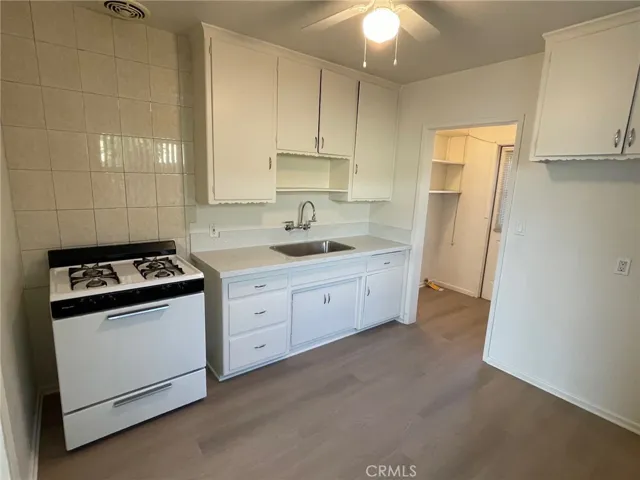 8849 1/2 Elm Ave., Temple City, California 91780-1843