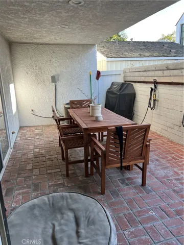 505 & 505 .5 Acacia Avenue, Corona Del Mar, California 92625