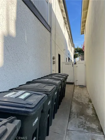 505 & 505 .5 Acacia Avenue, Corona Del Mar, California 92625