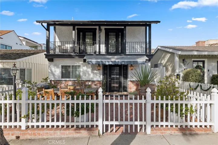 505 & 505 .5 Acacia Avenue, Corona Del Mar, California 92625