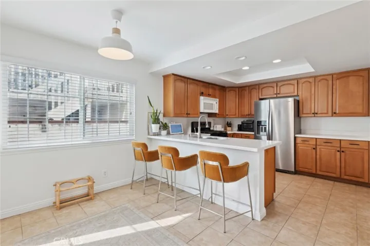 505 & 505 .5 Acacia Avenue, Corona Del Mar, California 92625