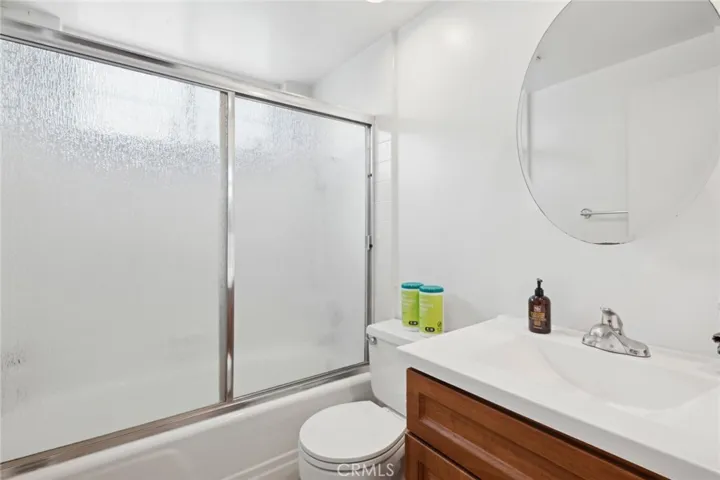 505 & 505 .5 Acacia Avenue, Corona Del Mar, California 92625