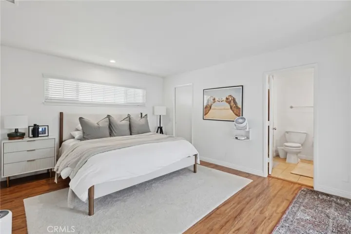 505 & 505 .5 Acacia Avenue, Corona Del Mar, California 92625
