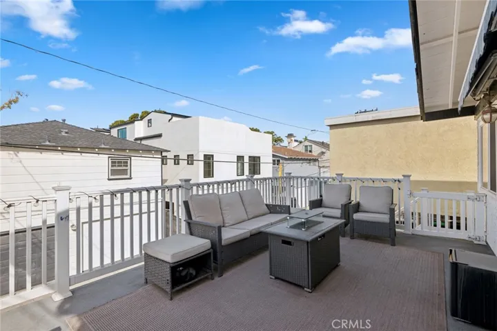 505 & 505 .5 Acacia Avenue, Corona Del Mar, California 92625