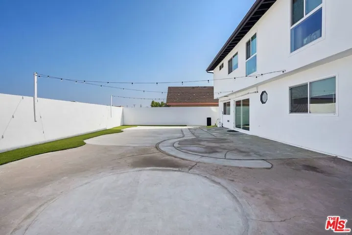 961 Stonebryn Drive, Harbor City, California 90710