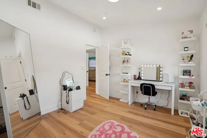961 Stonebryn Drive, Harbor City, California 90710