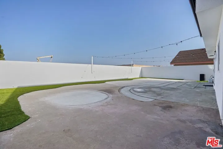 961 Stonebryn Drive, Harbor City, California 90710