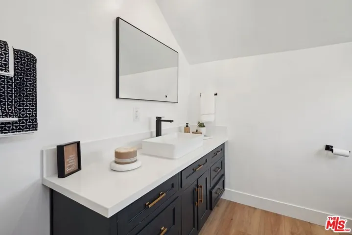 961 Stonebryn Drive, Harbor City, California 90710