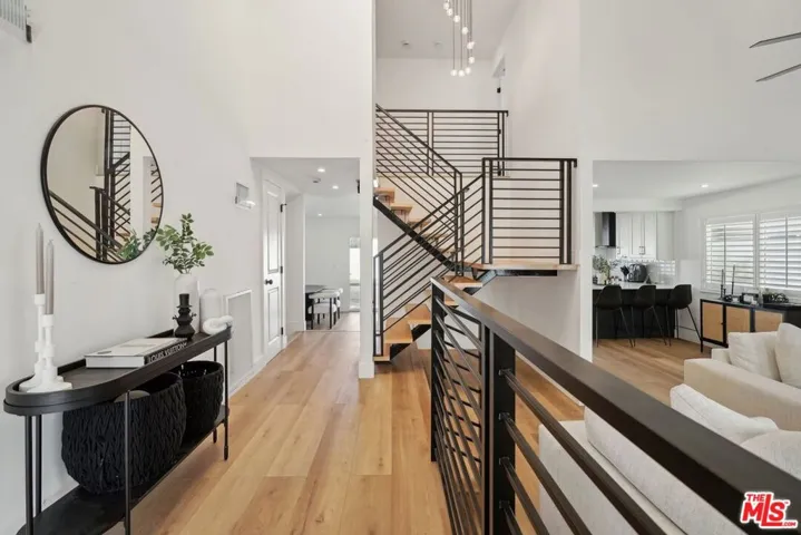 961 Stonebryn Drive, Harbor City, California 90710
