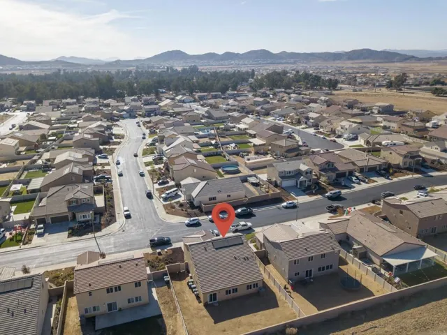 31192 Scrub Jay Road, Winchester, California 92596