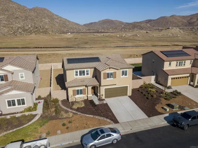 31192 Scrub Jay Road, Winchester, California 92596