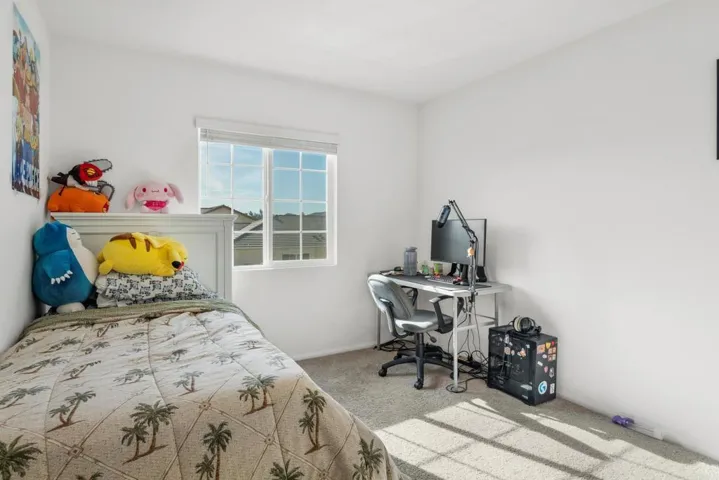 31192 Scrub Jay Road, Winchester, California 92596
