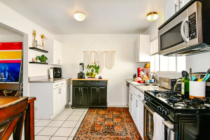 132 E 18th Street, Costa Mesa, California 92627