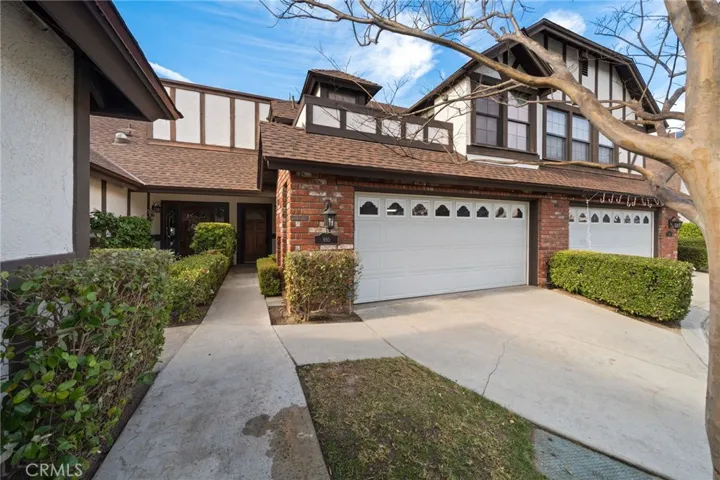 950 S Rim Crest Drive 12, Anaheim Hills, California 92807