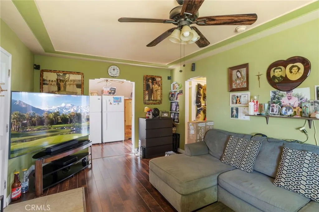 4144 Edenhurst Avenue, Los Angeles, California 90039 home-pic-4