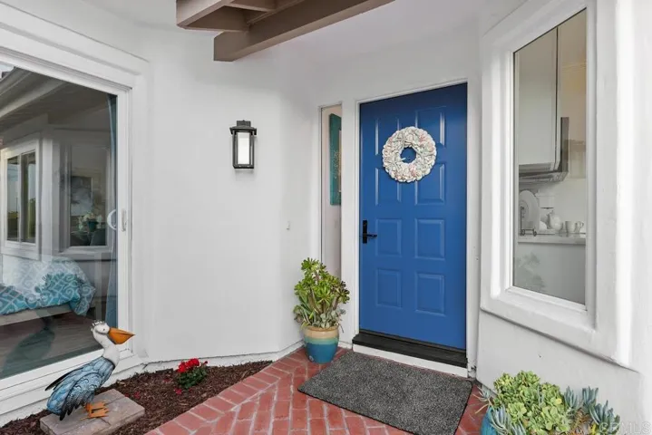 4908 Icaria Way, Oceanside, California 92056