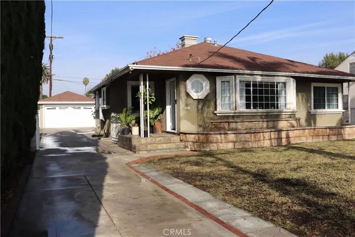 15811 Marlin Place, Lake Balboa, California 91406